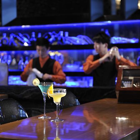 Wongtee V Hotel Шънджън Екстериор снимка