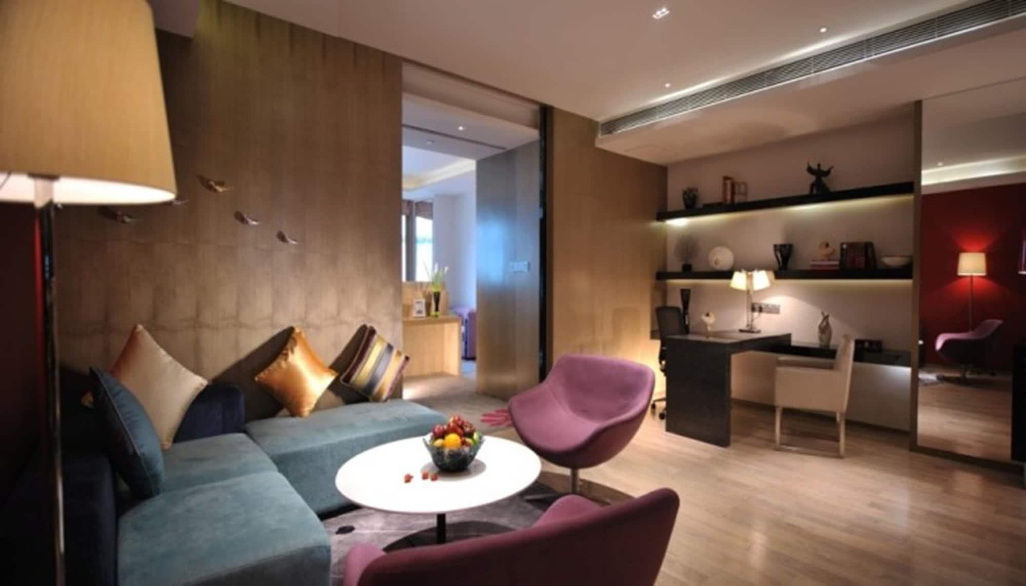 Wongtee V Hotel Шънджън Екстериор снимка