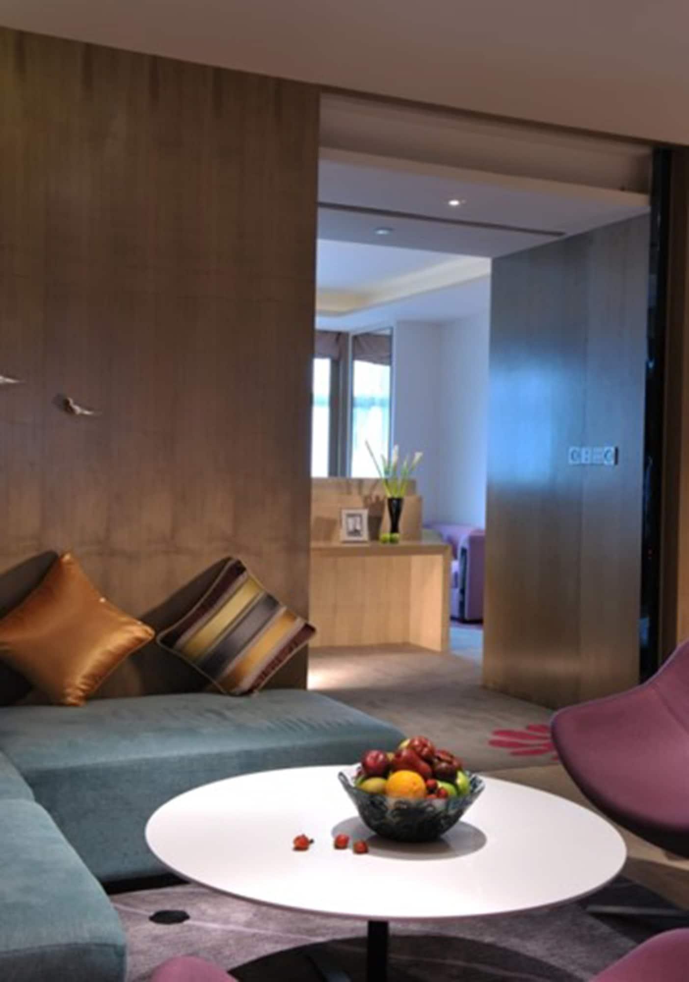 Wongtee V Hotel Шънджън Екстериор снимка