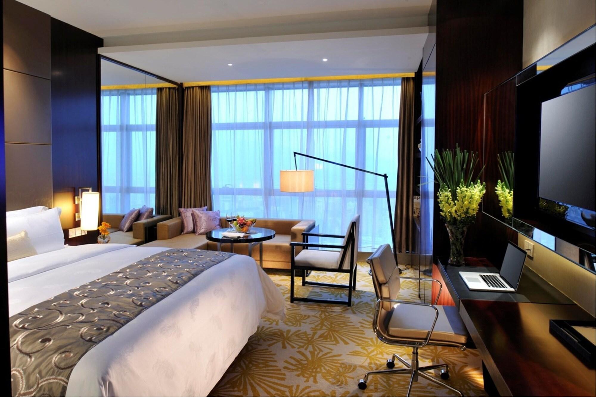 Wongtee V Hotel Шънджън Екстериор снимка