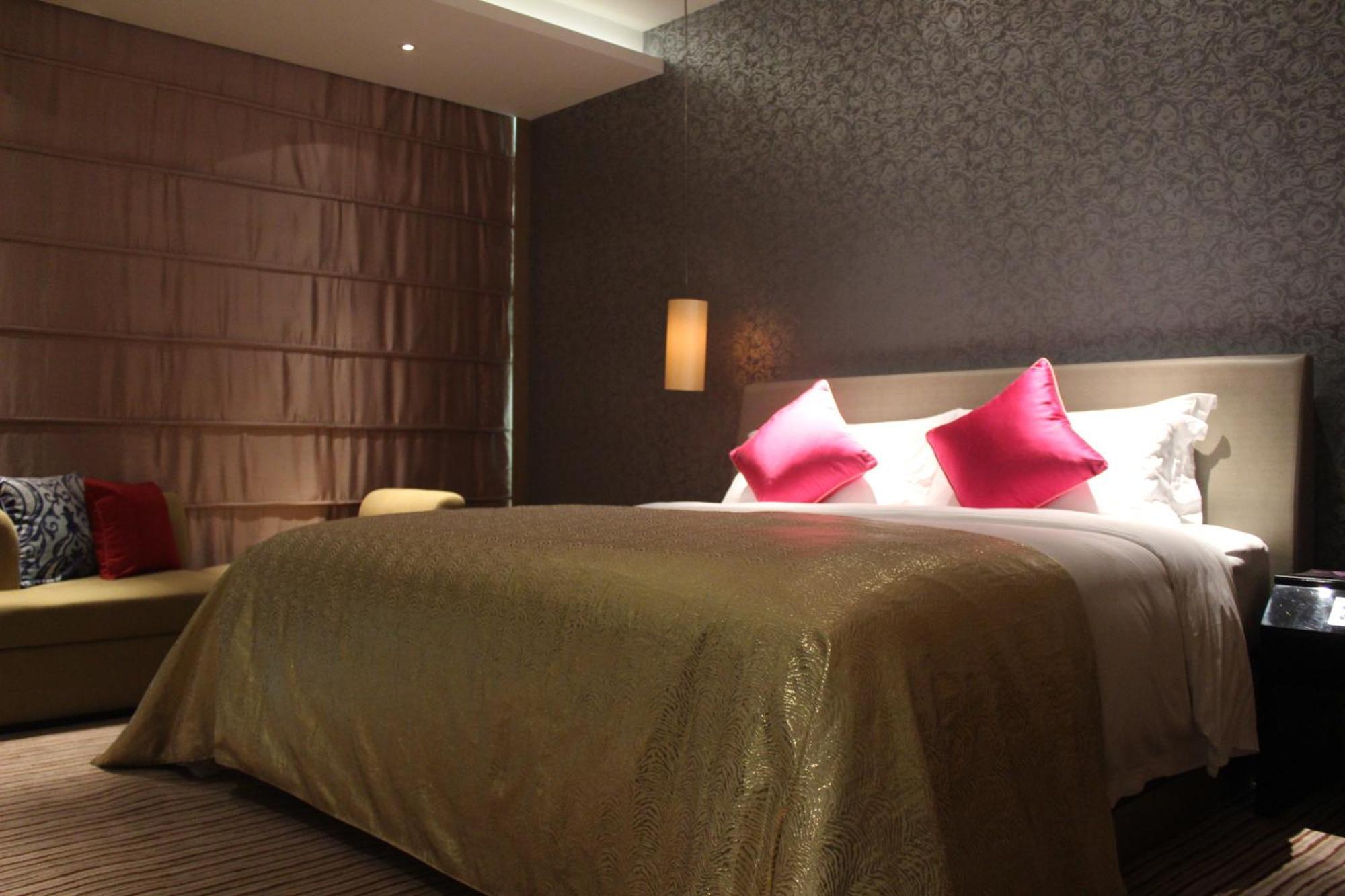 Wongtee V Hotel Шънджън Стая снимка