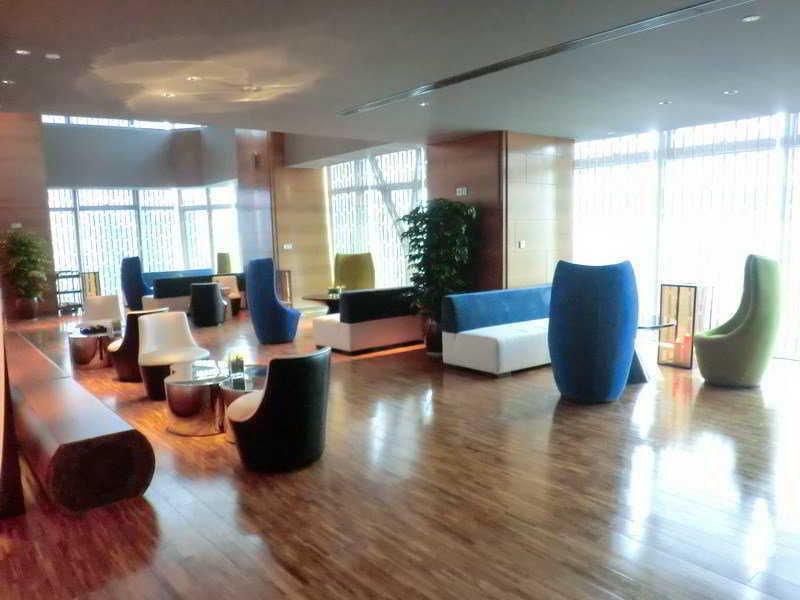 Wongtee V Hotel Шънджън Екстериор снимка