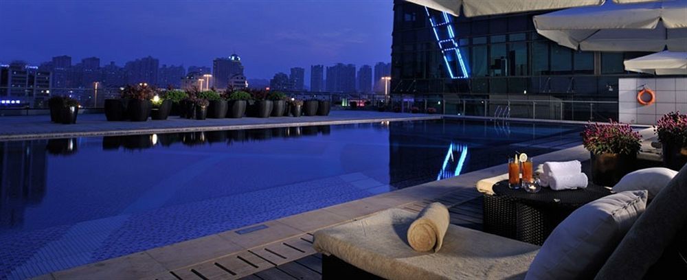 Wongtee V Hotel Шънджън Екстериор снимка
